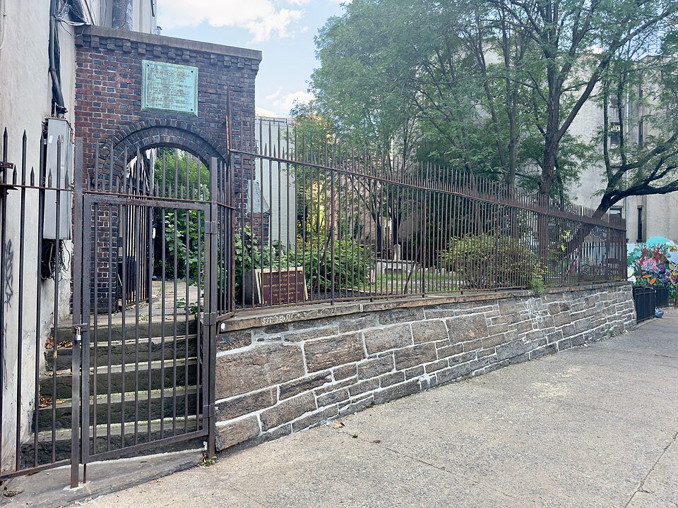 First Shearith Israel Cemetery — Chatham Square