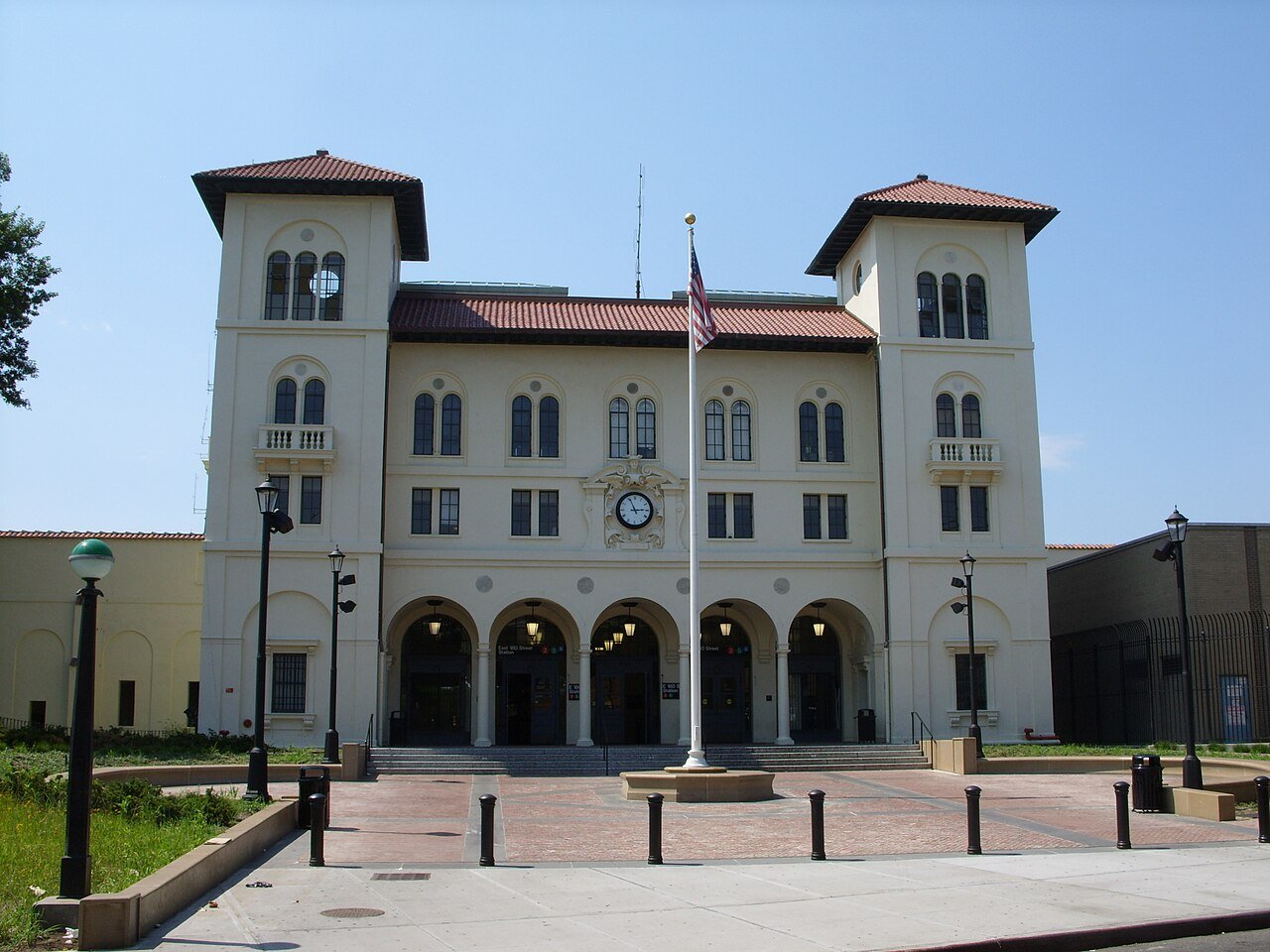 East 180th Street Station House