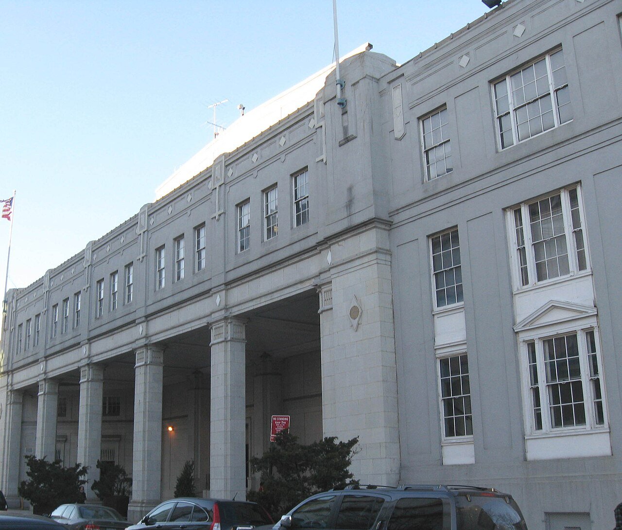 Famous Players-Lasky Studio / Kaufman Astoria Main Building exterior