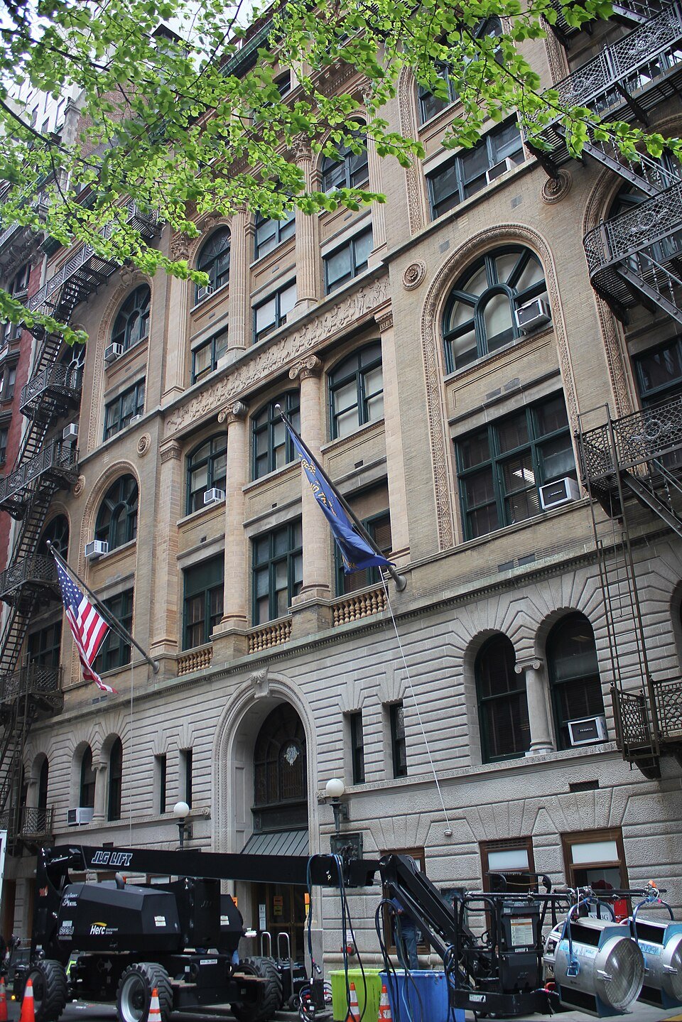 General Society of Mechanics & Tradesmen — Library and Collections