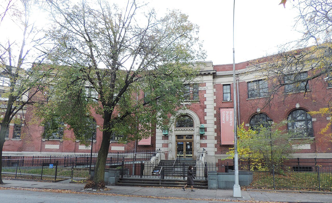 Williamsburgh Library exterior at its current public branch
