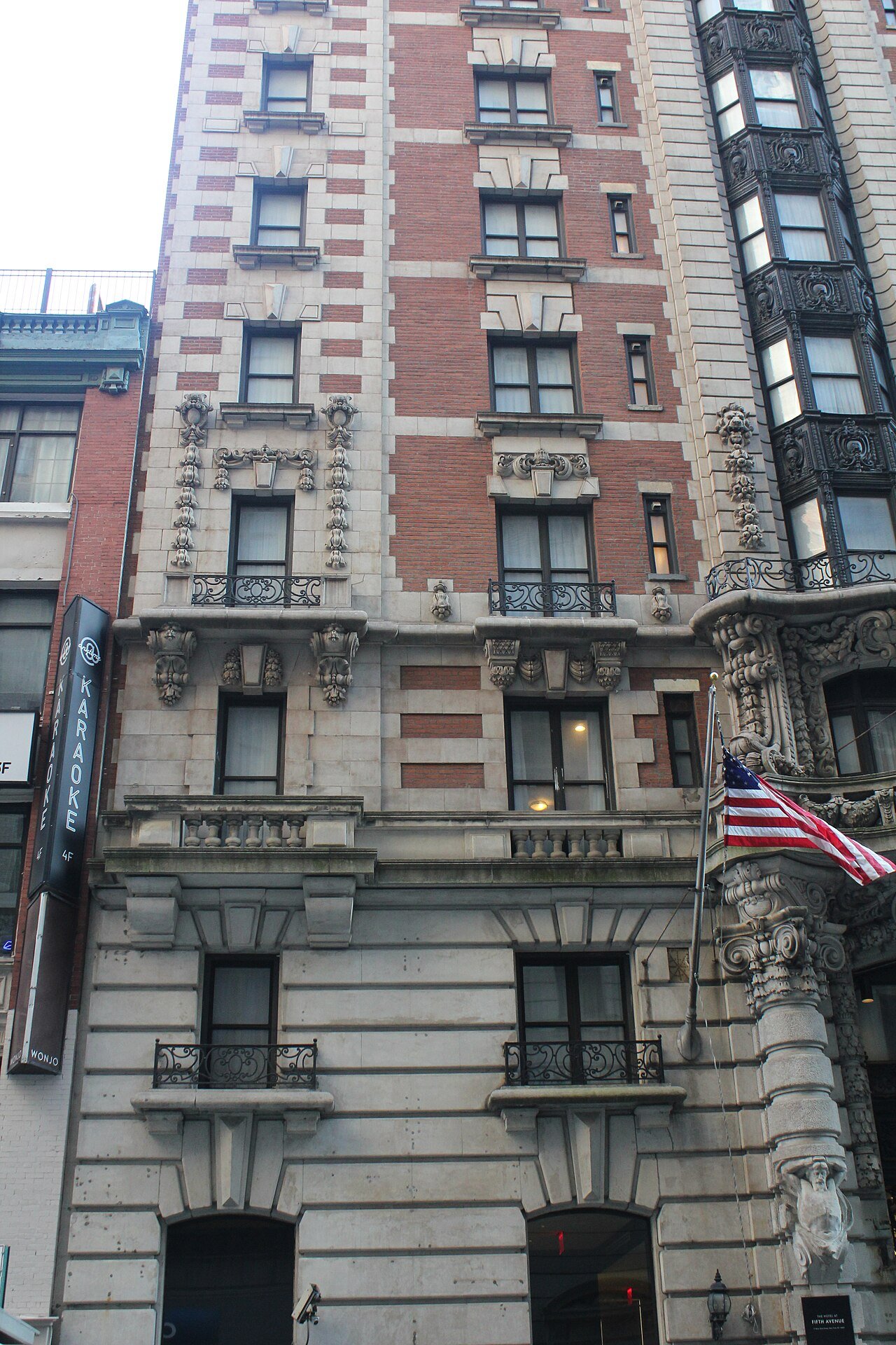 Aberdeen Hotel (The Hotel at Fifth Avenue)