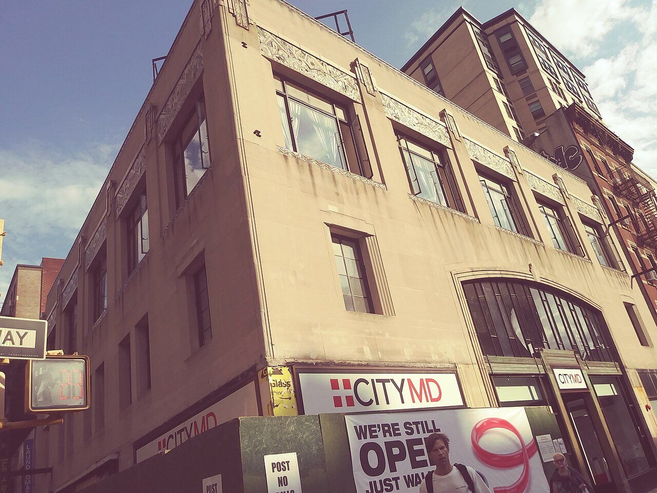 Former Horn & Hardart building at Broadway and West 104th Street in 2019
