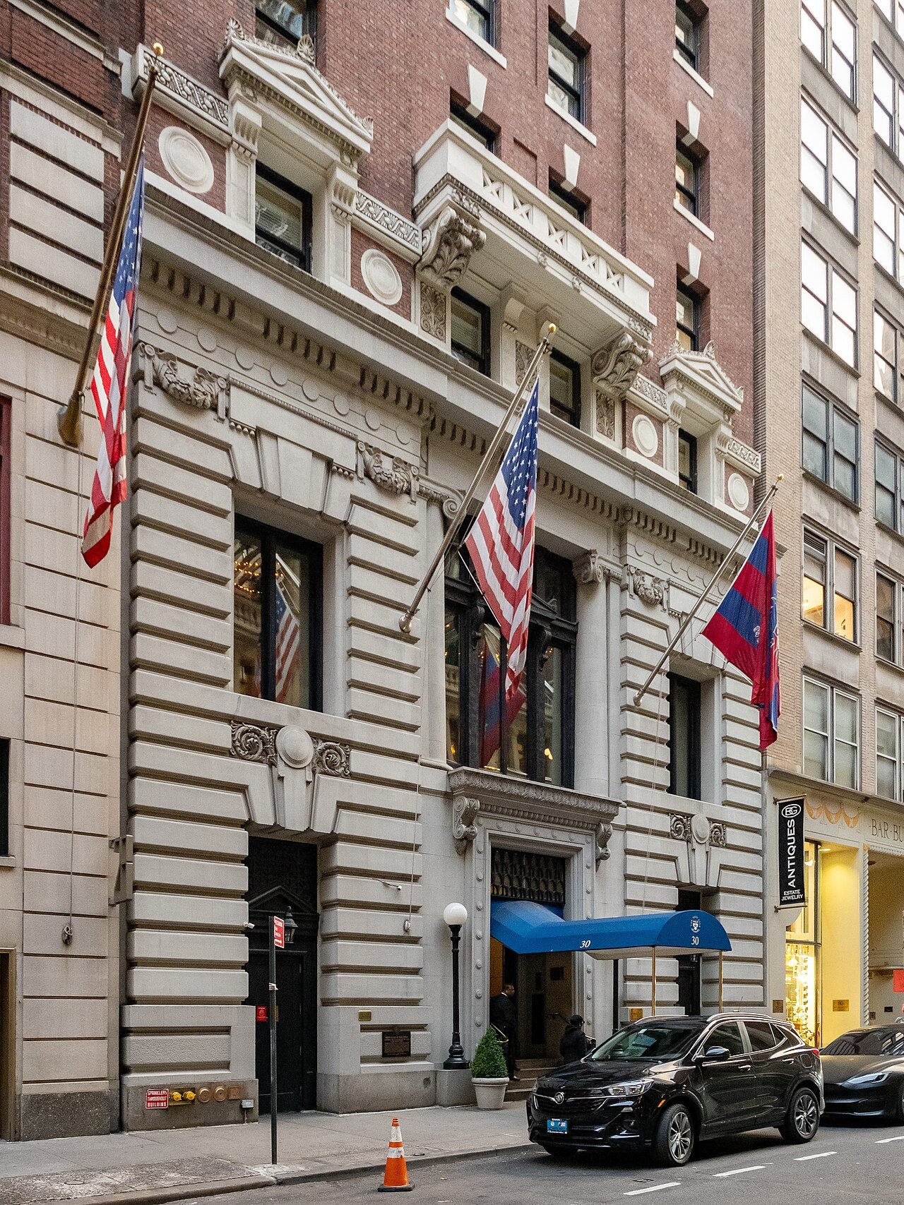 Former Yale Club Building / Penn Club of New York