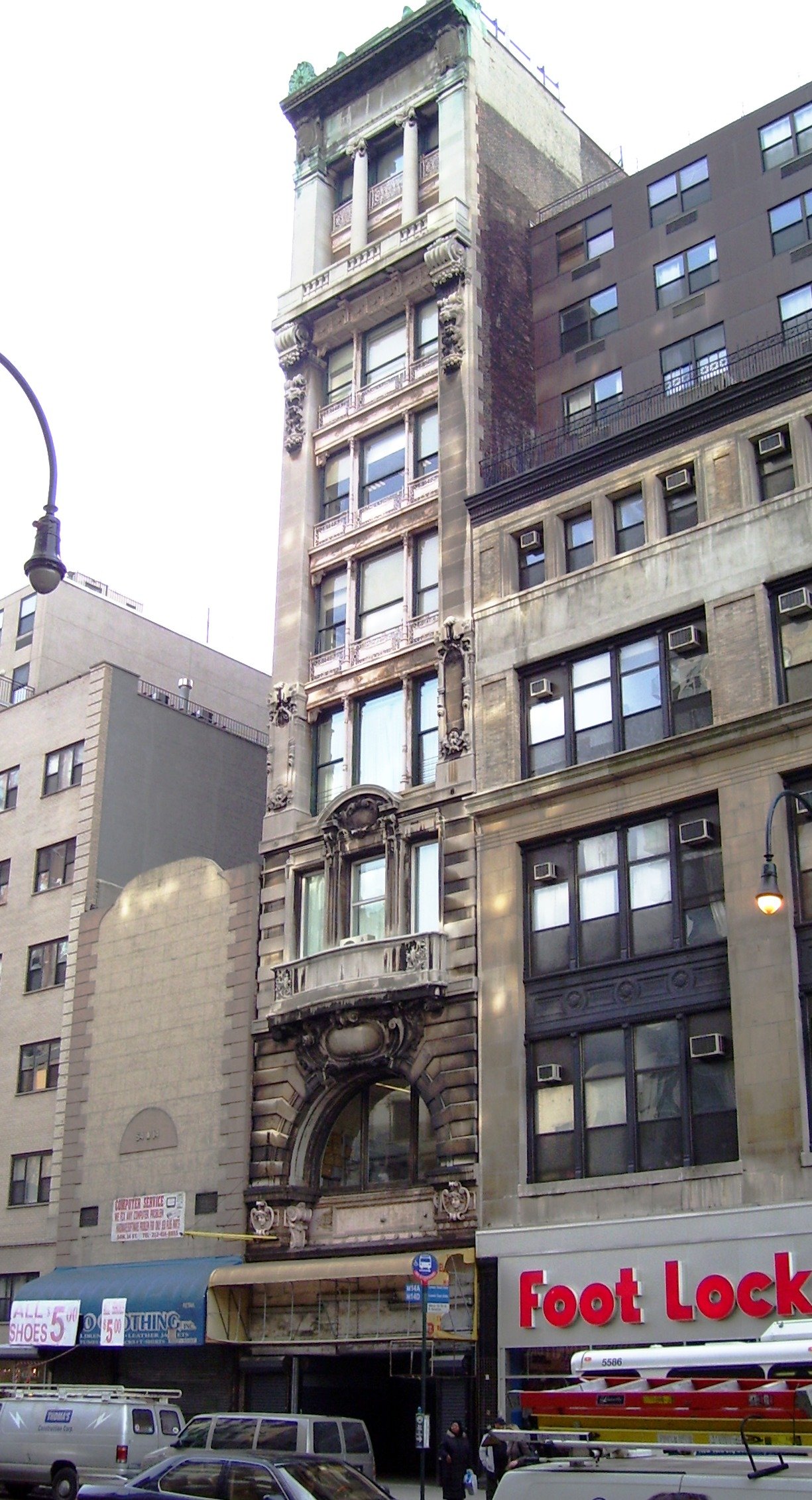 Former Macy’s 14th Street Annex