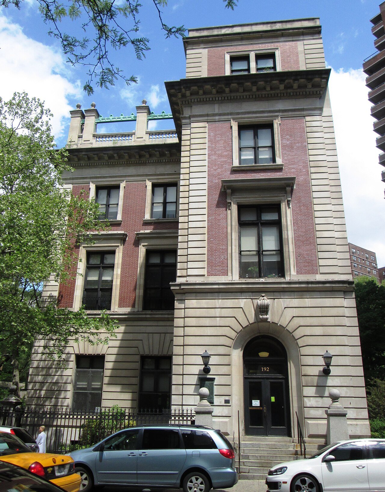 Seward Park Library
