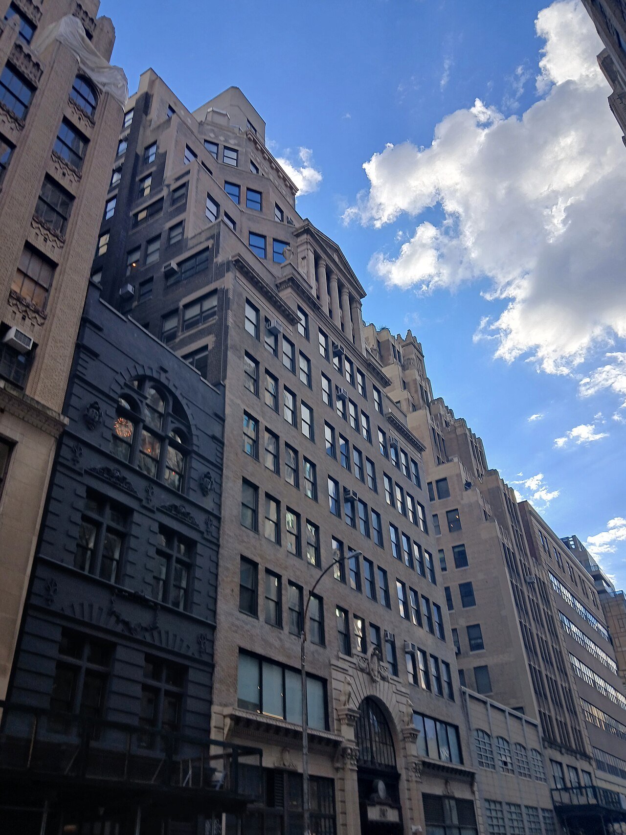 Furcraft Building